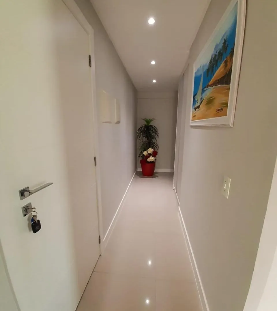 Apartamento Praia Bombas Com 2 Quartos Cobertura Bombinhas 0*,
